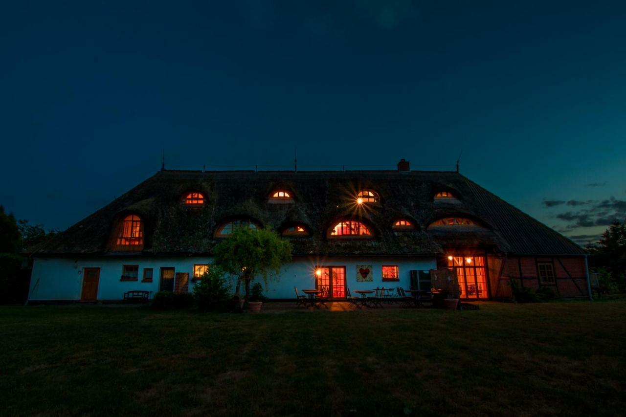 Die Insel Auf Ruegen Hotel Rambin Bagian luar foto